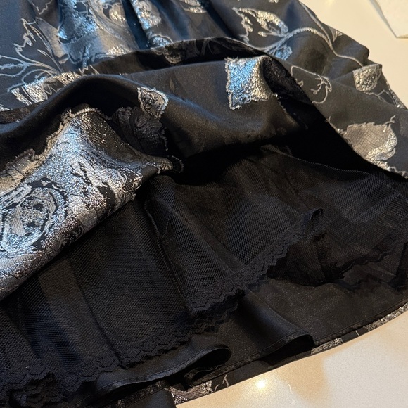 White House Black Market Jacquard Cocktail Floral Midi Dress, Pockets, Size 2 - Picture 7 of 12